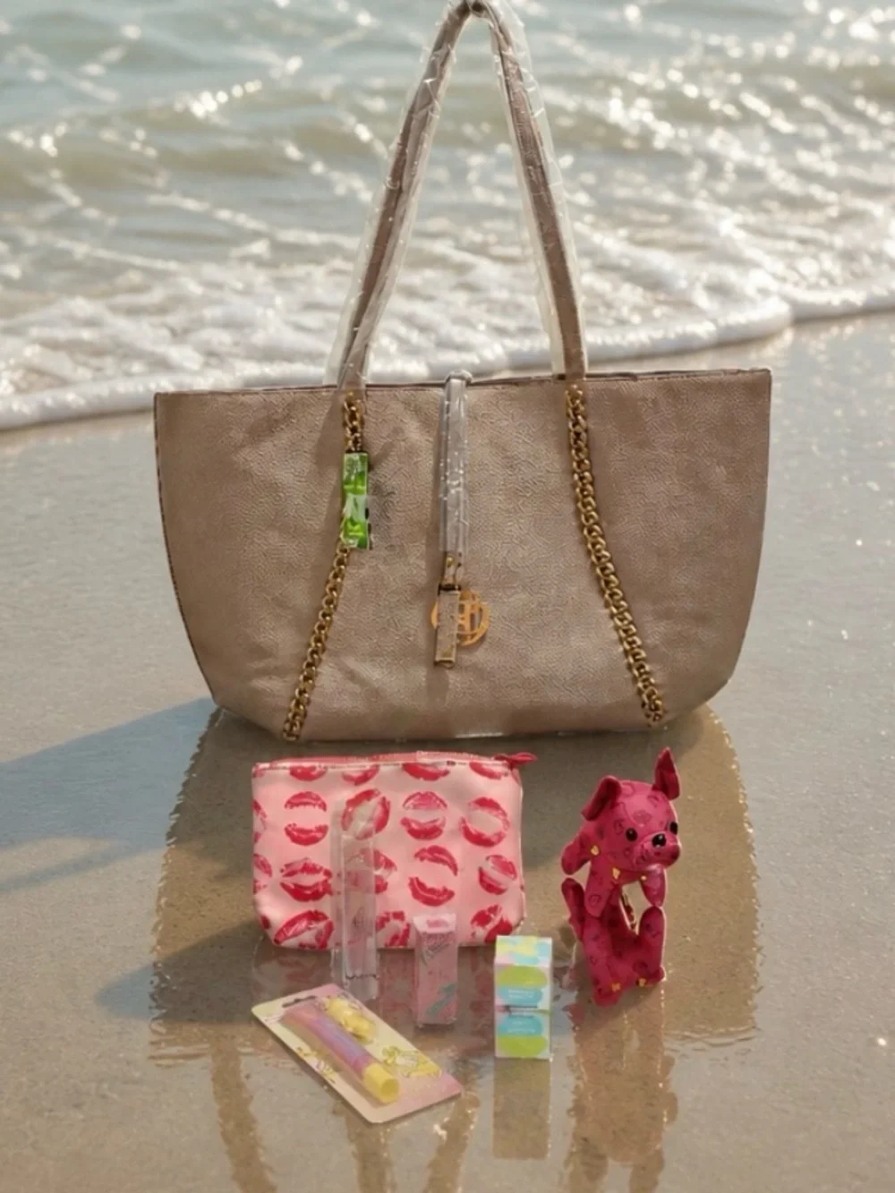 Beige Metallic Tote Bag with Gold Chain Straps NWT & make up bundle